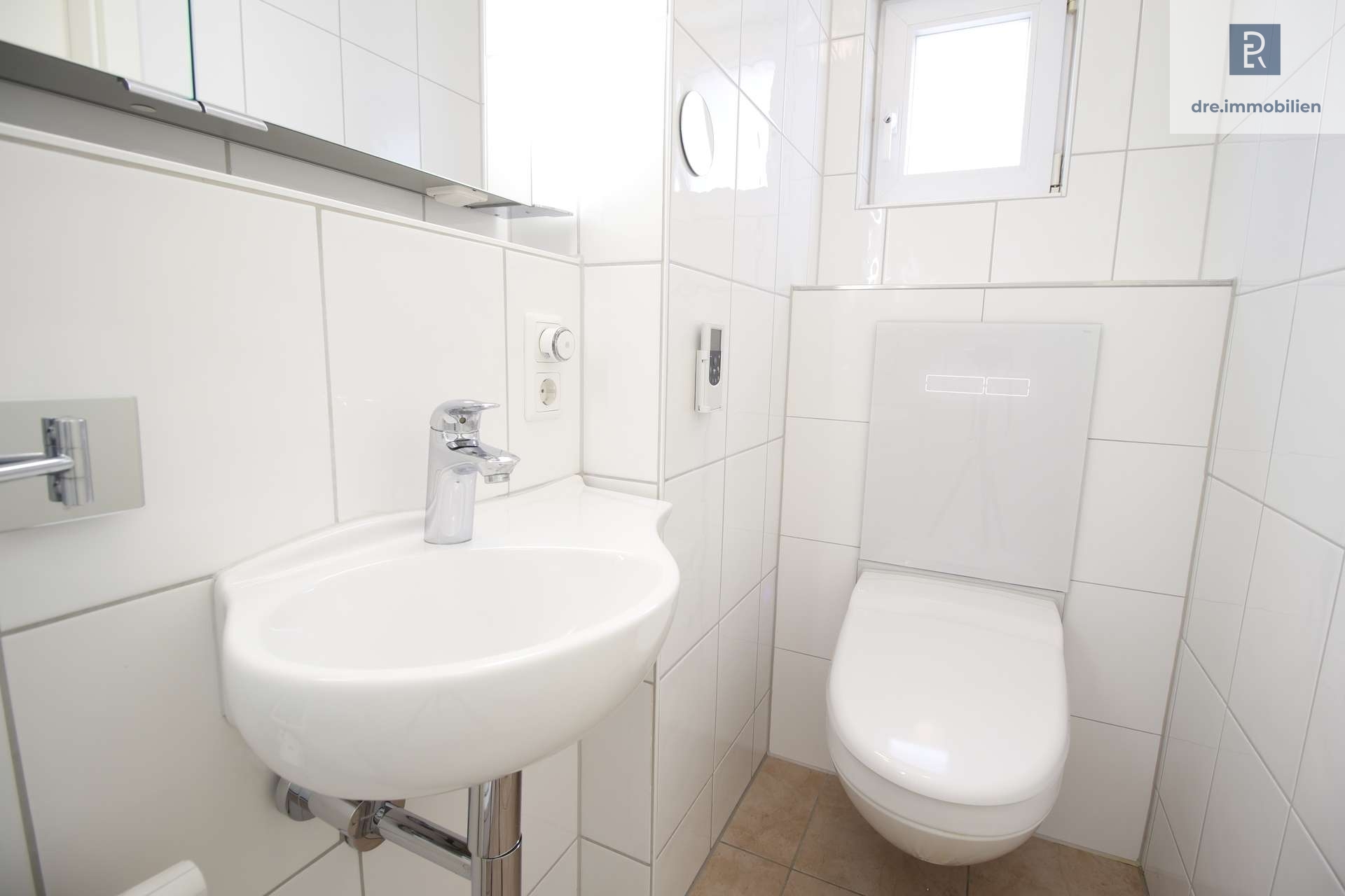 Geberit-WC mit elektrischer Bidet-Funktion (EG)