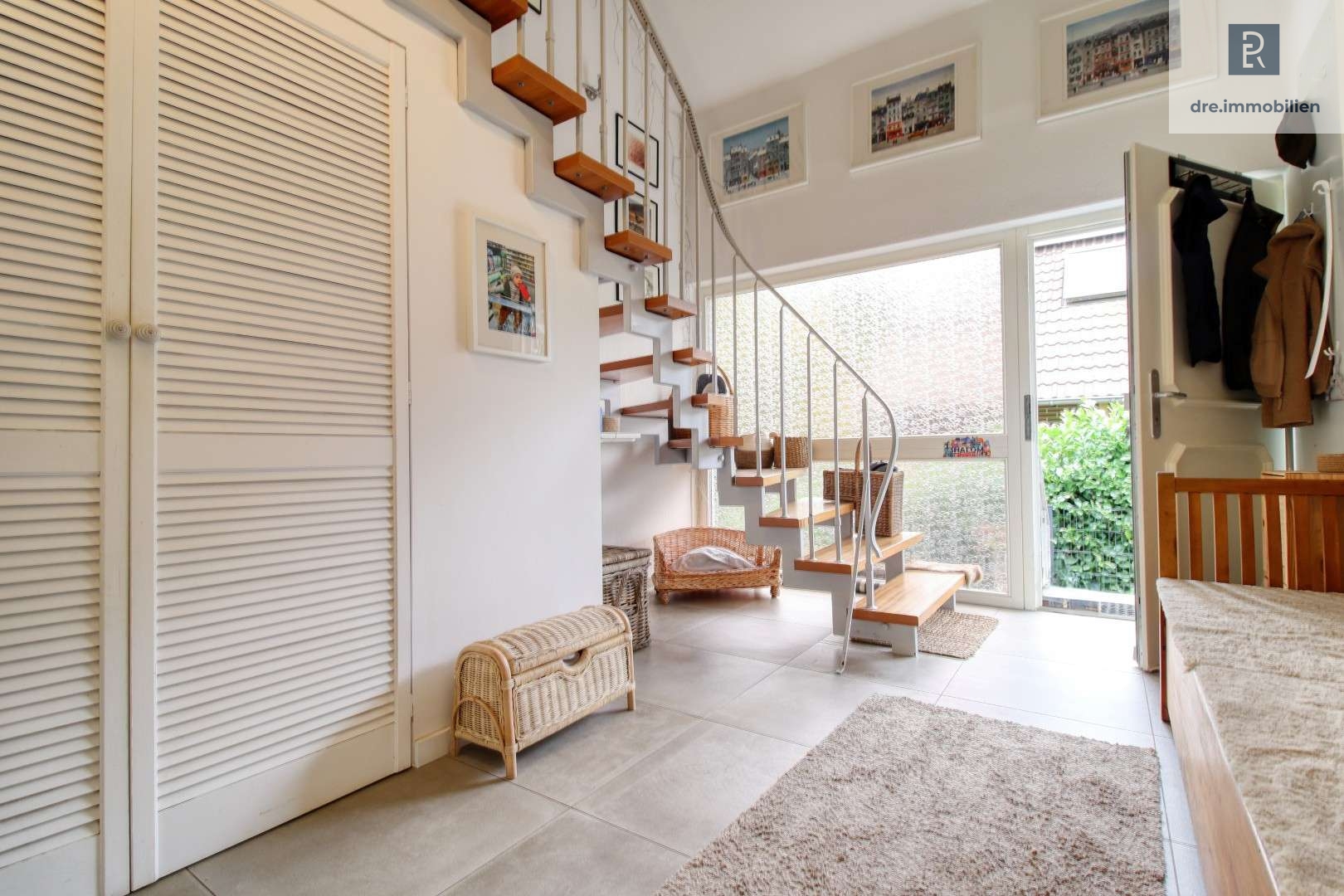 Heller Empfang mit Charme und Stil