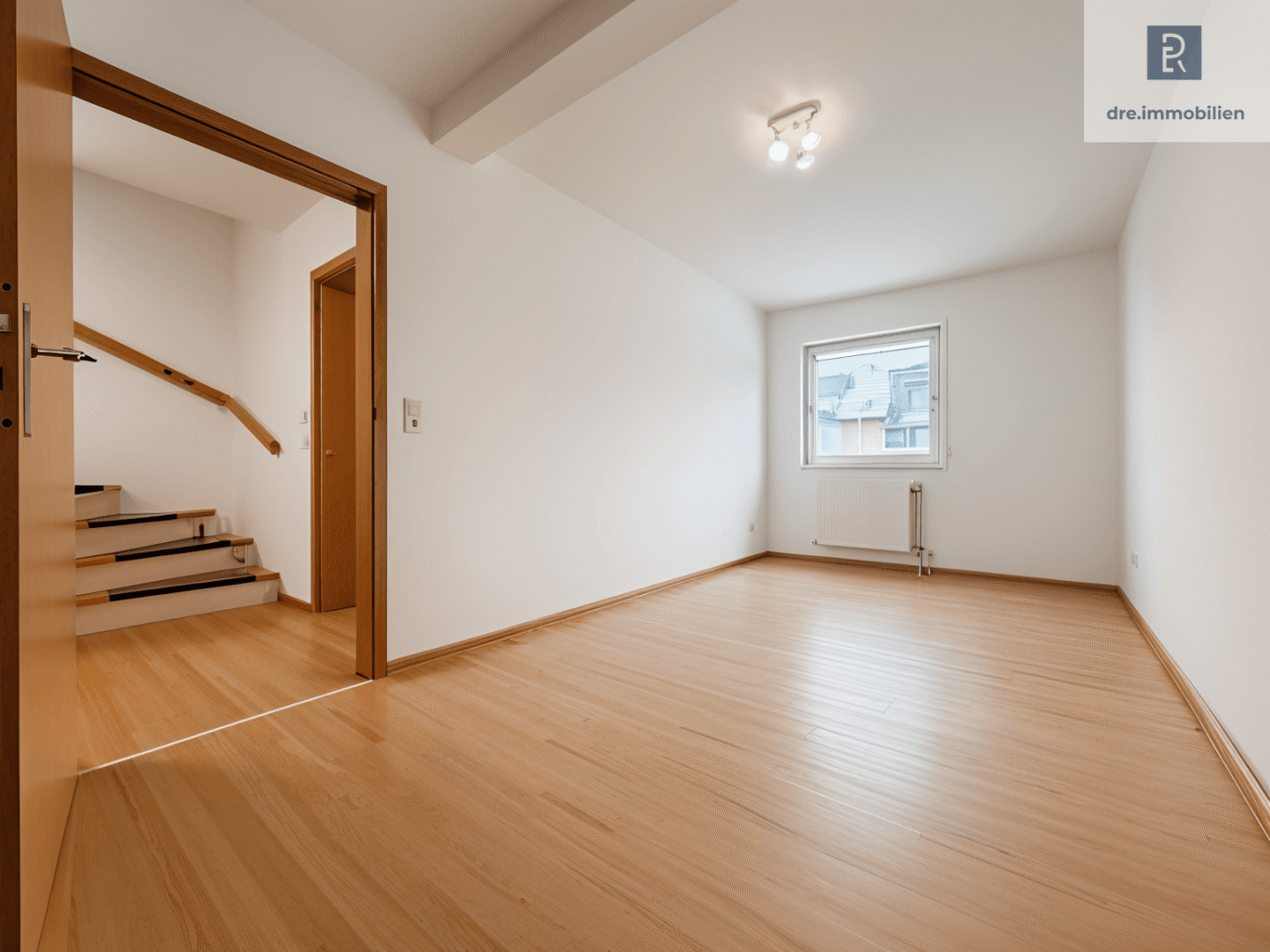 Zimmer - 1.OG straßenseitig