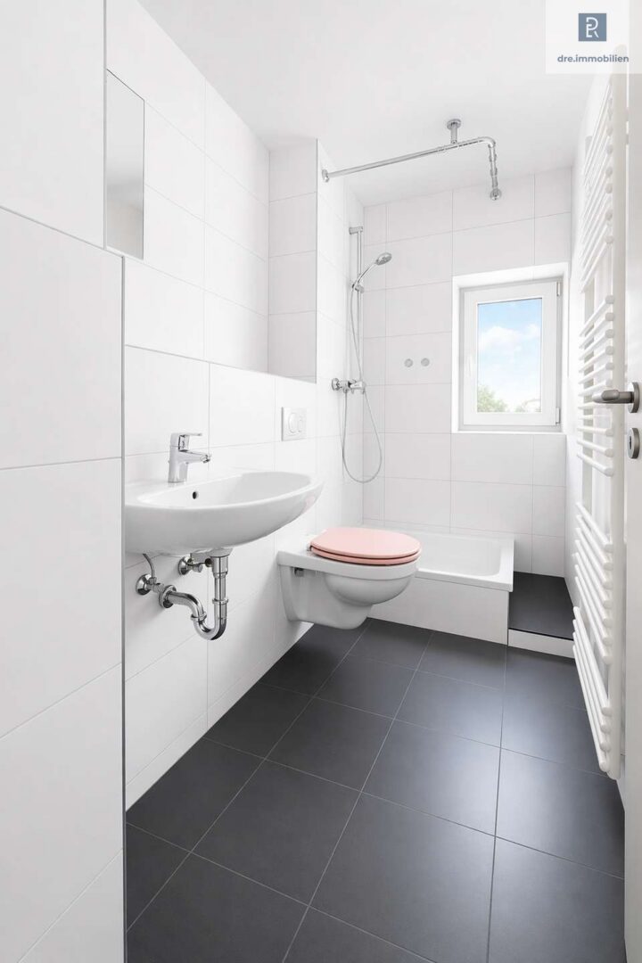 Wohnung EG: Badezimmer