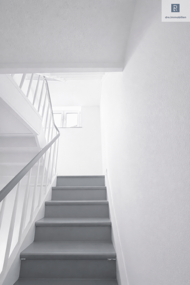 Treppenhaus ins Dachgeschoss