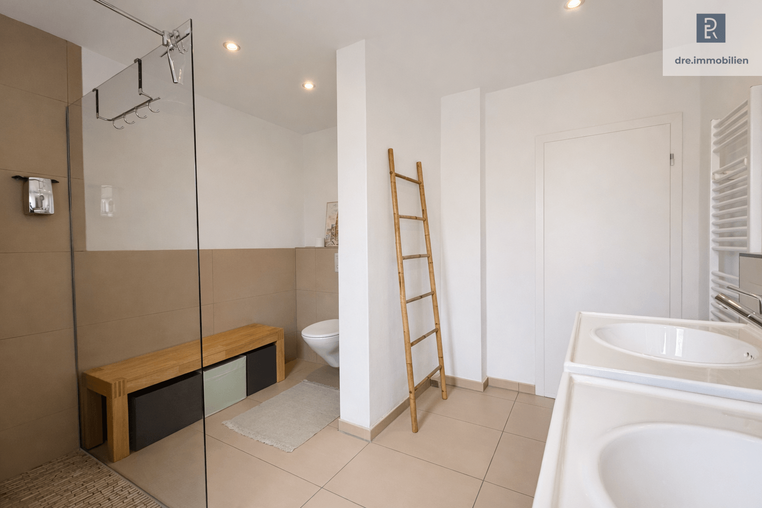 Duschbad 1.OG