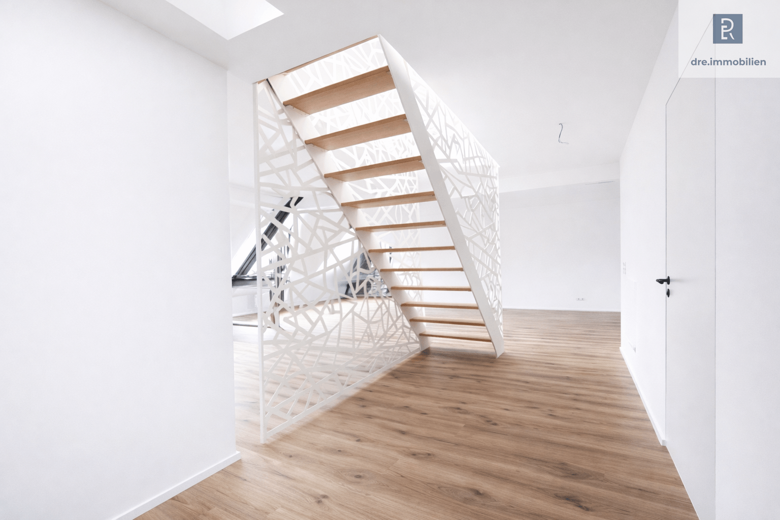Entree mit Blick auf Architektentreppe