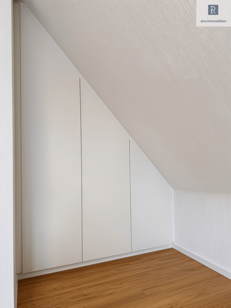 Einbauschrank - Zimmer - DG gartenseitig
