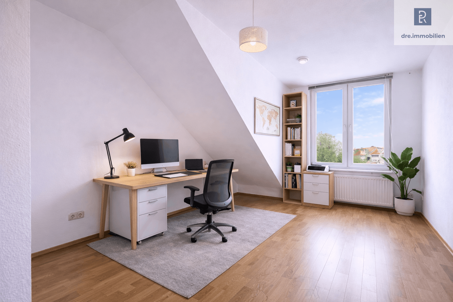 Arbeitszimmer (Virtuelles Staging – Einrichtung wurde mithilfe von KI ergänzt)