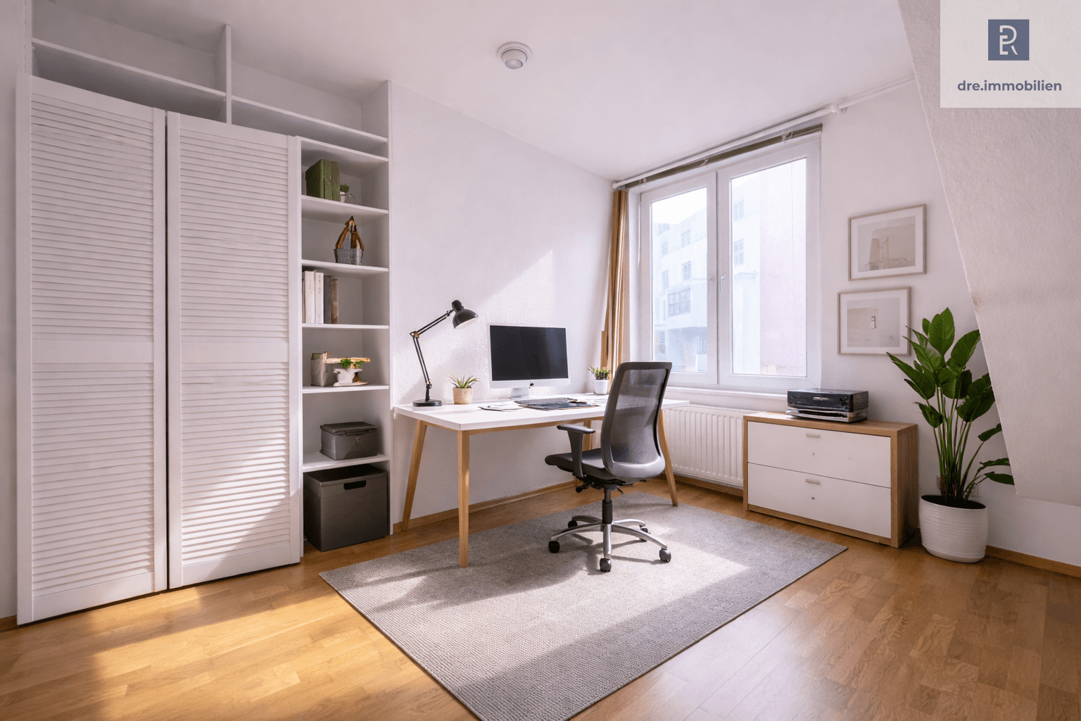 Arbeitszimmer (Virtuelles Staging – Einrichtung wurde mithilfe von KI ergänzt)